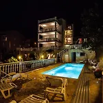 Daire In With Sea View, Terrace, Air Conditioning, Wifi 3492-10 *
