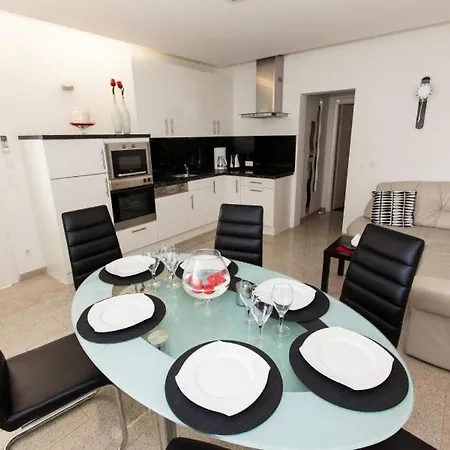 In With Sea View, Terrace, Air Conditioning, Wifi 3492-10 Apartman *