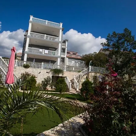In With Sea View, Terrace, Air Conditioning, Wifi 3492-10 * Crikvenica