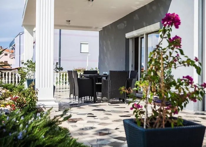 In With Sea View, Terrace, Air Conditioning, Wifi 3492-10 * Crikvenica