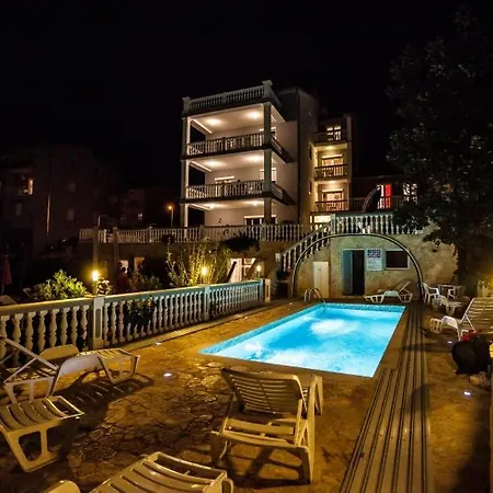 Apartmán In With Sea View, Terrace, Air Conditioning, Wifi 3492-10 *